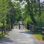 아파트 The Koze County Leitrim